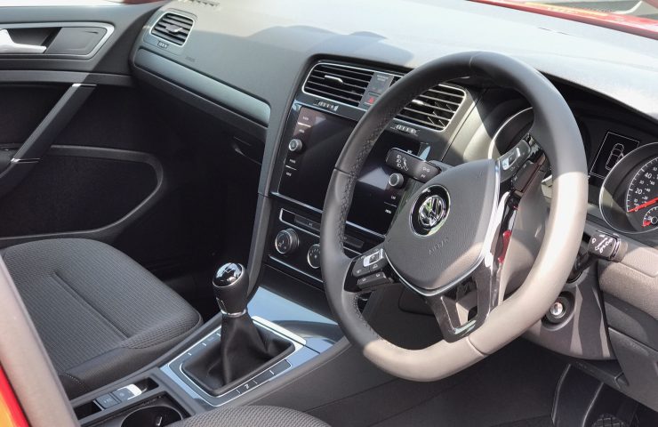 volkswagen-golf-1-6-tdi-se-navigation-5dr-hatchback-diesel-manual-car-leasing-interior