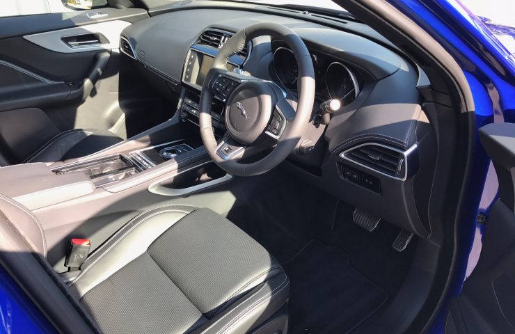 jaguar-f-pace-diesel-estate-2-0d-r-sport-5dr-auto-awd-car-leasing-interior