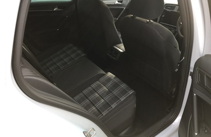Volkswagen Golf Diesel Hatchback 2.0 TDI 184 GTD 5dr DSG Car Leasing Interiors