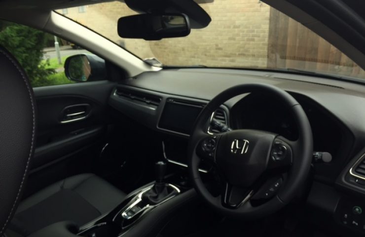 Honda HR-V DIESEL HATCHBACK 1.6 i-DTEC EX 5door Manual Car Leasing Interior