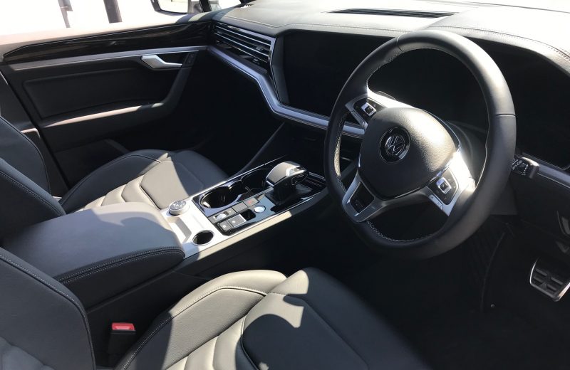 Volkswagen TOUAREG DIESEL ESTATE 3.0 V6 TDI 4Motion R Line Tech 5dr Tip Auto Car Leasing Interior