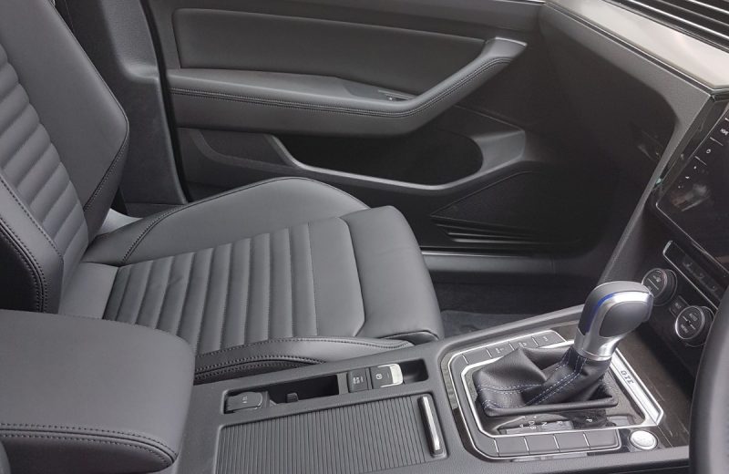 Volkswagen Passat Estate 1.4 Petrol GTE Advance 5 door DSG Car Leasing Interior