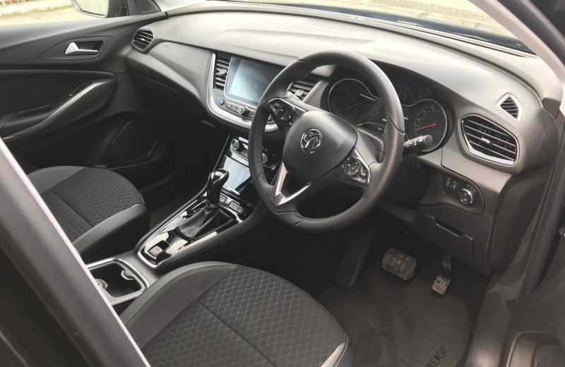 Vauxhall GRANDLAND X HATCHBACK 1.2T Sport Nav 5dr [Auto] [Petrol] Car Leasing Interior