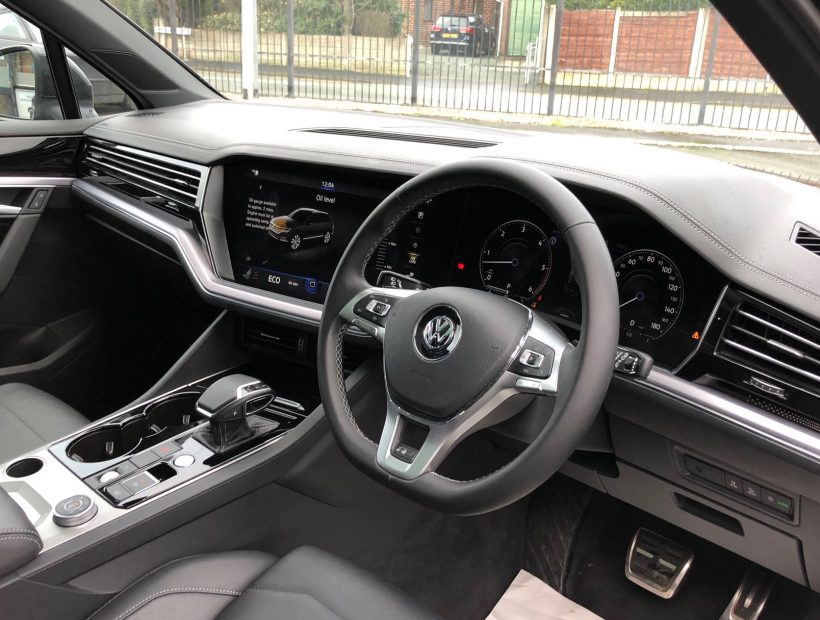 Volkswagen TOUAREG DIESEL ESTATE 3.0 V6 TDI 4Motion R Line Tech 5dr Tip Auto Car Leasing Select Option